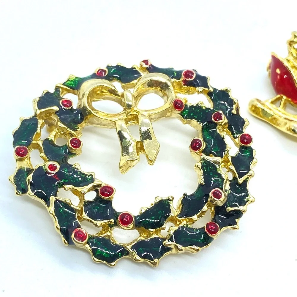 Christmas Holiday Brooch Bundle of 3 Vintage Wreath Tree